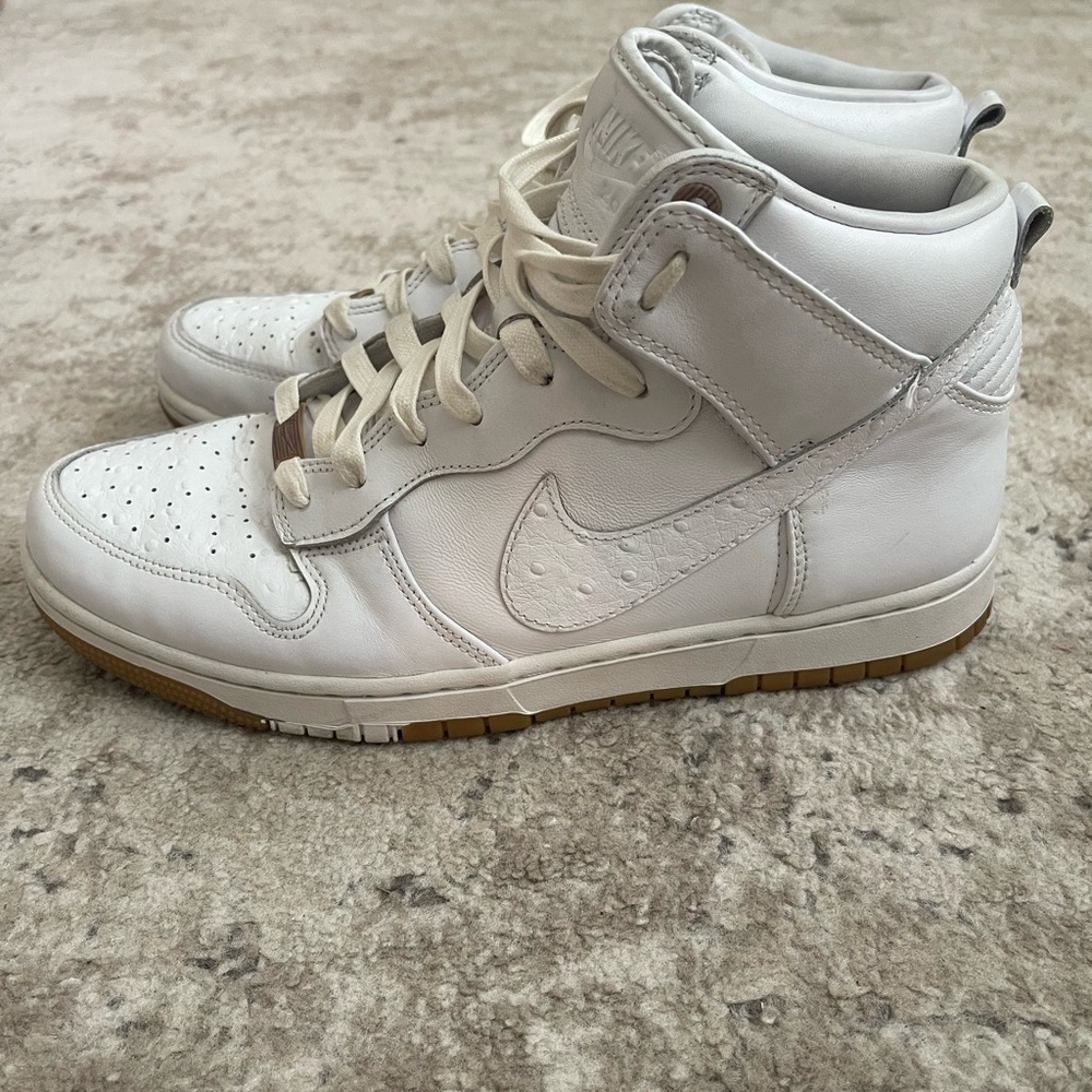 Nike Dunk CMFT White Ostrich Leather Gum Size 10.5 716714-101 Mens Sneakers RARE